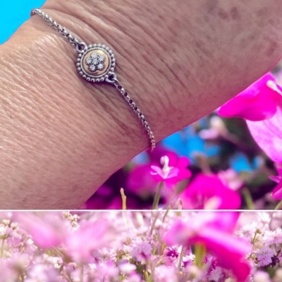 Brighton bracelet two toned with stones B charm come in gift box good Look - Picture 7 of 16